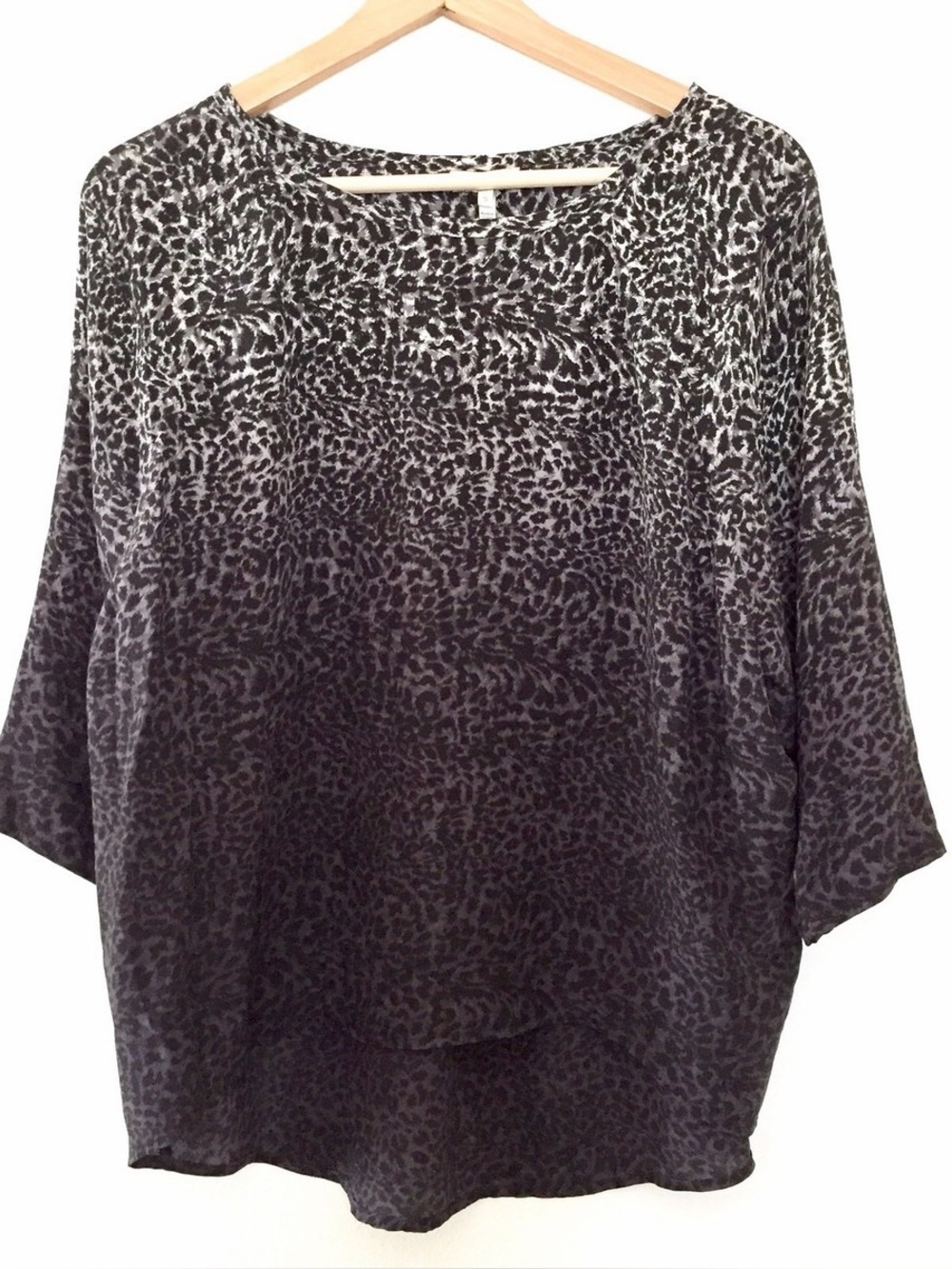 Joie Women's Leopard Print Short Sleeve Tunic - women’s size xs